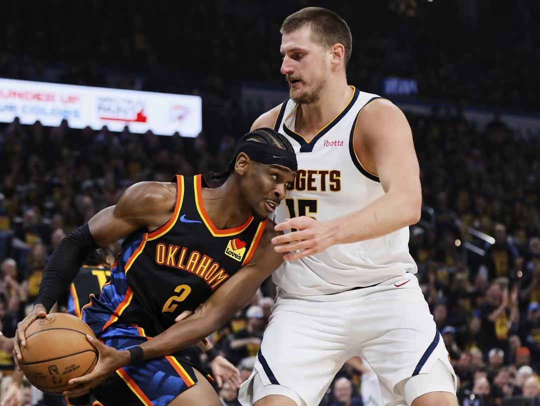 包含NBA季后赛今晨走向成谜，新奥尔良鹈鹕刷新队史纪录，质疑声仍在，心理建设被强调的词条