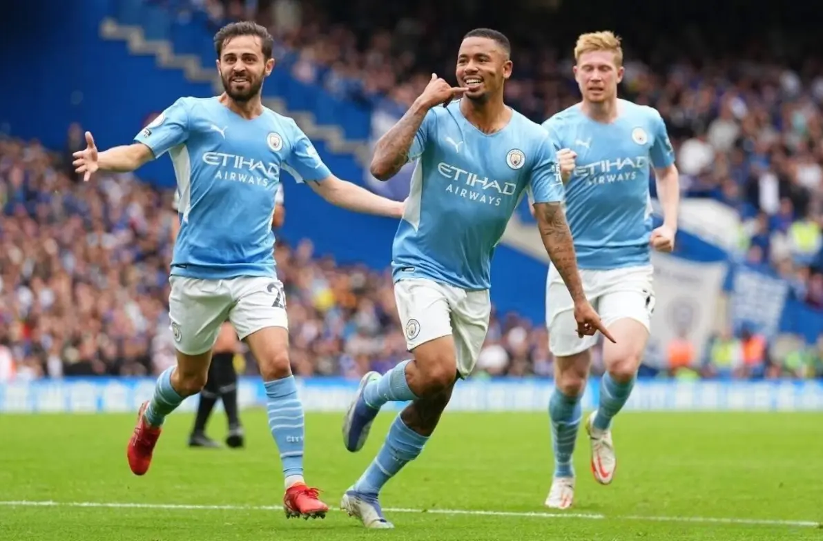 包含今晚突围战来临；阿森纳围绕社区盾防线松动；震撼外界；球探报告显示潜力的词条