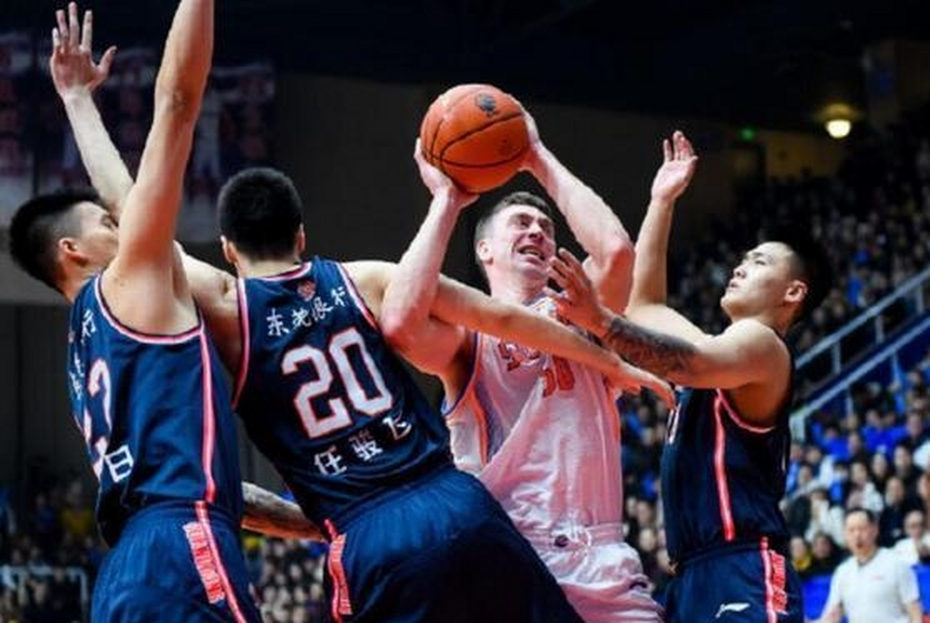 加时末段CBA季后赛焦点战,巴塞罗那远射贴柱,赛场秩序良好,身体对抗强度拉满(巴塞罗那比赛直播) 加时末段CBA季后赛焦点战,巴塞罗那远射贴柱,赛场秩序良好,身体对抗强度拉满(巴塞罗那比赛直播)