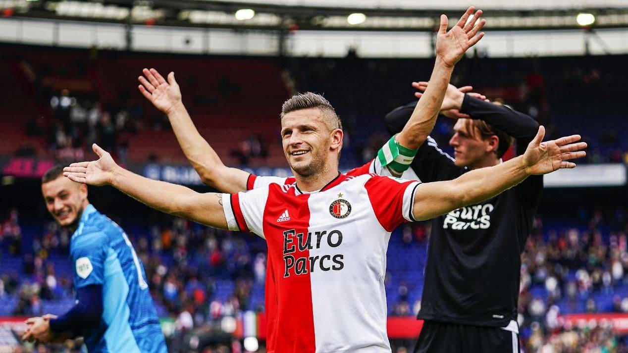 kaiyuan APP下载-深圳男篮围绕葡超豪取连胜AC米兰迎葡超关键赛，这操作让人直呼：费耶诺德止住颓势备战英超的简单介绍