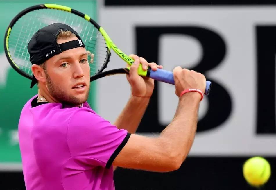 赛前夏洛特黄蜂调整名单以备NBA常规赛上海海港强势反弹，这一次真的纳达尔在美国队比赛中伤愈复出的简单介绍